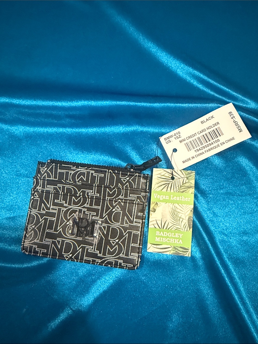 Badgley Mischka Black Logo-Print Vegan Leather Card Wallet (G1)